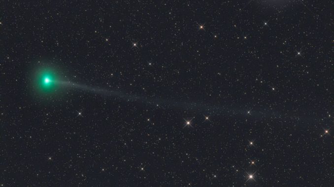 Comet Lovejoy 2017 E4