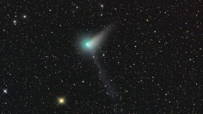 Comet C/2015 V2